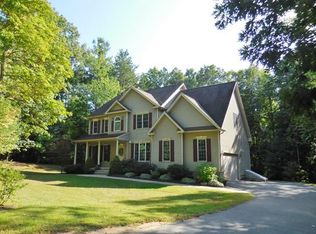 257 Bear Hole Rd, West Springfield, MA 01089