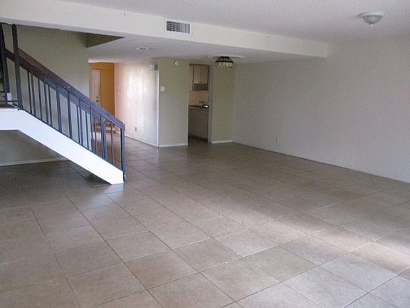 Additional Living Room