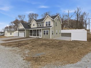 1 Goddard Dr, Nahant, MA 01908