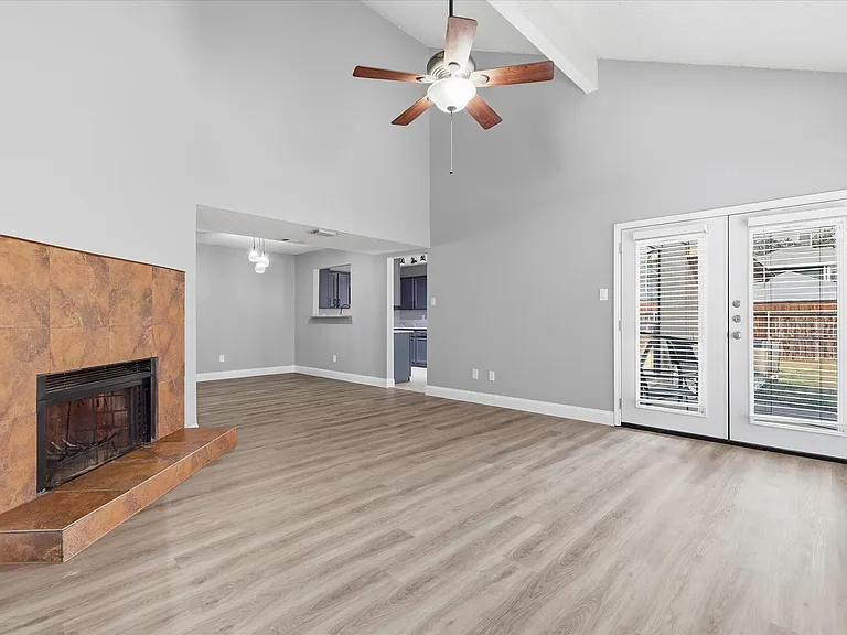2909 Menlo Park Ln — Photo 17