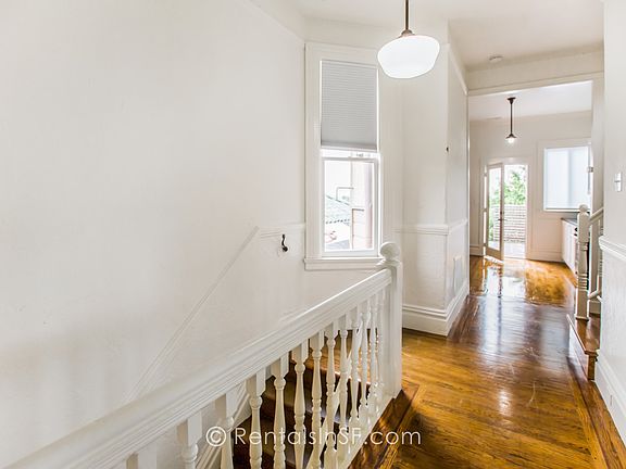 4th image of 2527 25th St