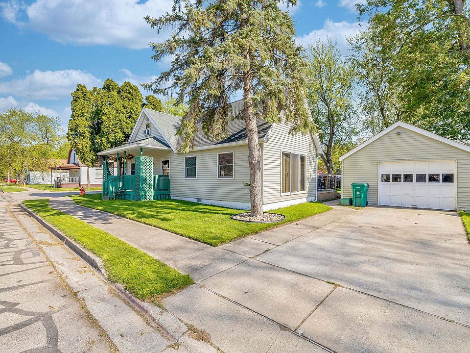 110 Noble St, Auburn, MI 48611 Zillow