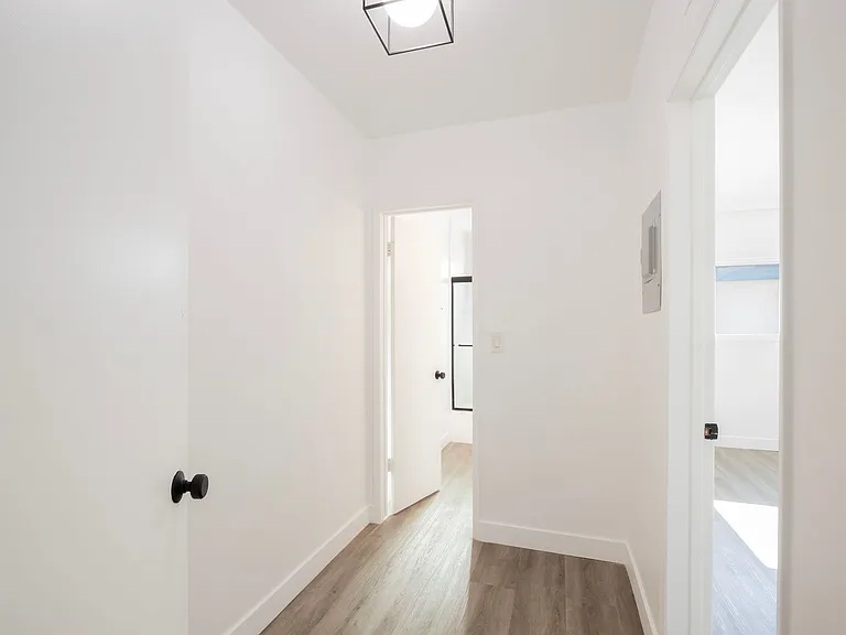 1235 N Ogden Dr #4 — Photo 10