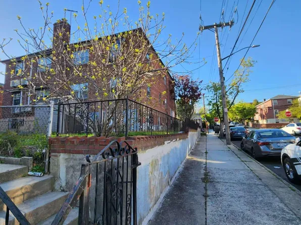 119-18 14th Avenue, College Point, NY 11356