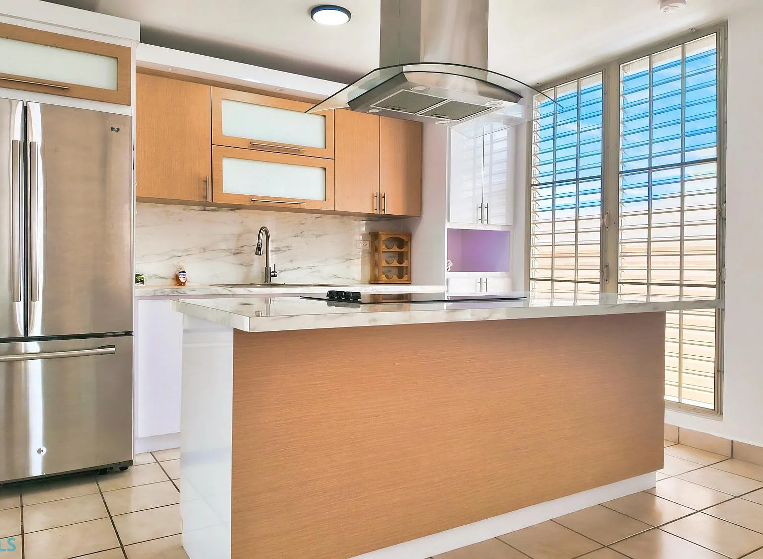 4 bed, 3.5 bath, 1660 sqft, $2,800 — Photo 4