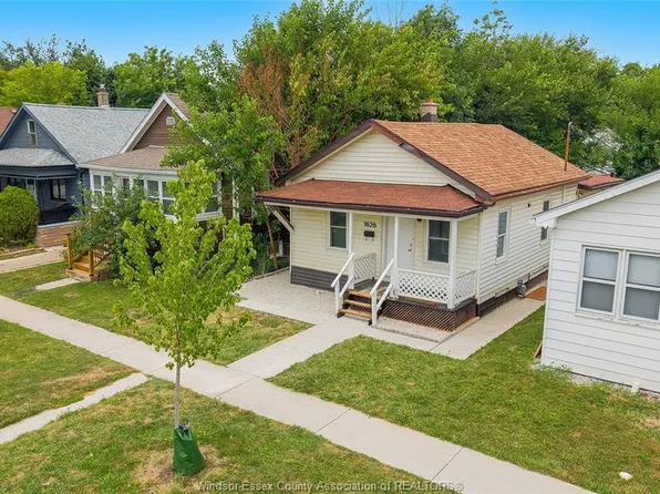 1626 Albert Rd, Windsor, ON N8Y 3R5