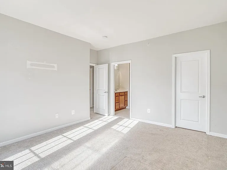 24652 Hutchinson Farm Dr #3D — Photo 32