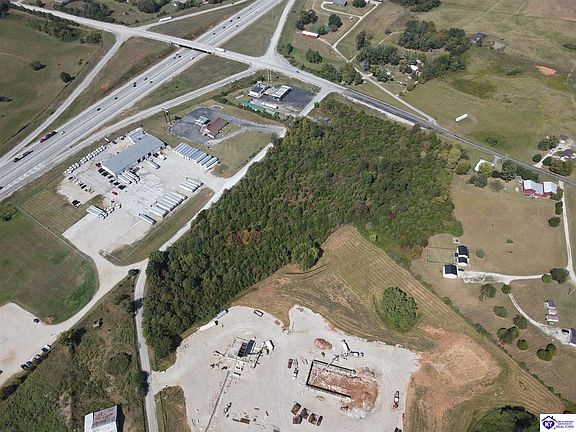 3rd image of 2870 Weldon Loop
