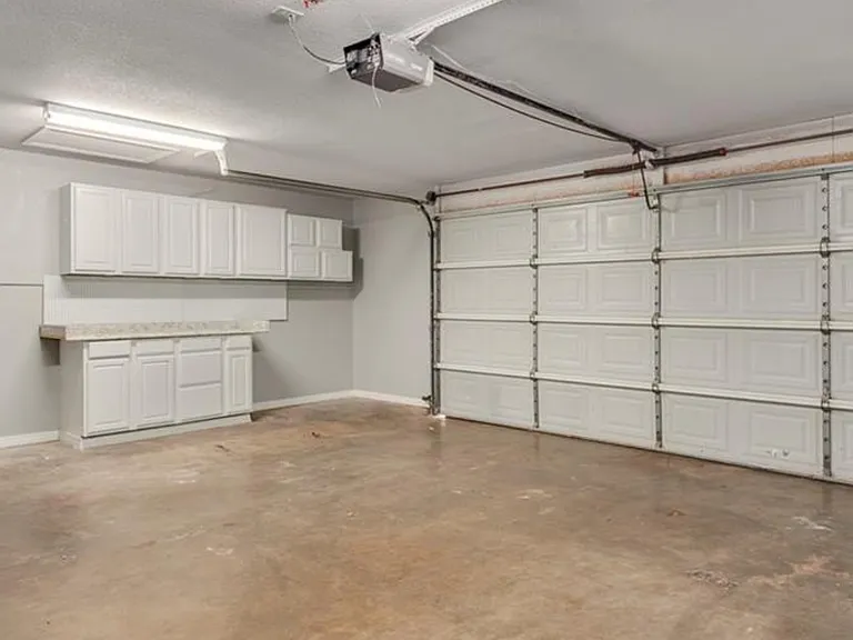 2705 W Meadowlark Dr — Photo 9