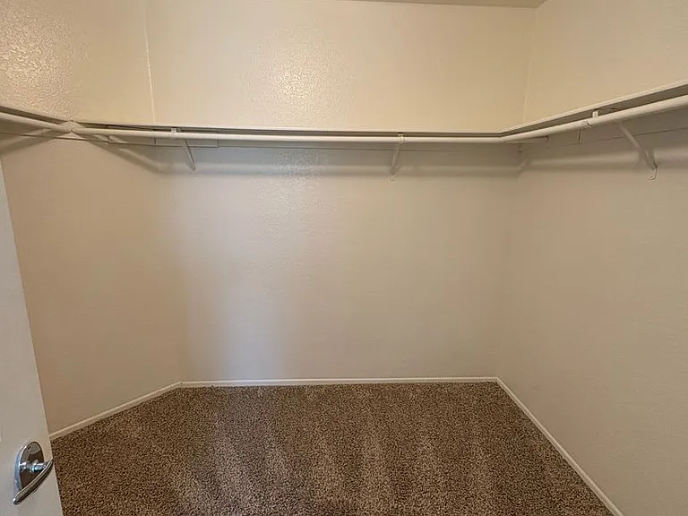 14333 La Crescenta Ave — Photo 19