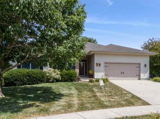 75 Quail Valley Ct, Iowa City, IA 52246