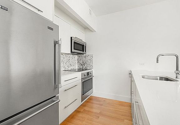 5th image of 375 Prospect Pl #4B