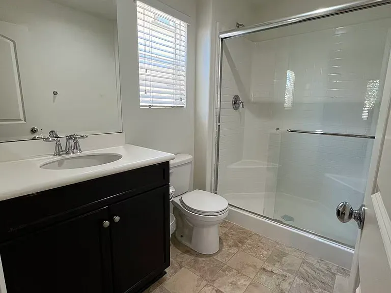 3198 S Newton Ave — Photo 7