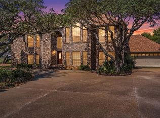 505 Spyglass St, Rockport, TX 78382