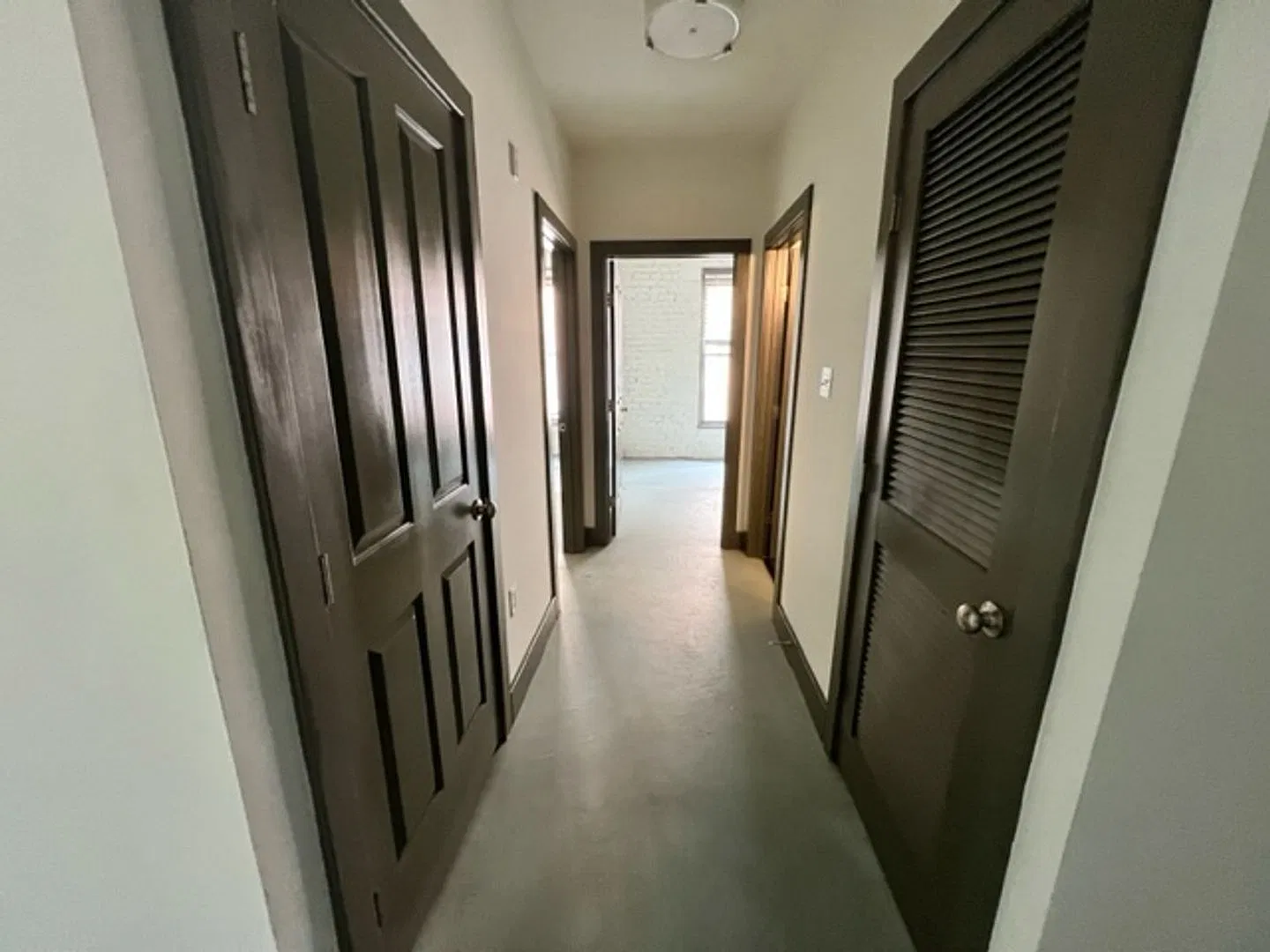 1100 Hull Street Apartments — Photo 4