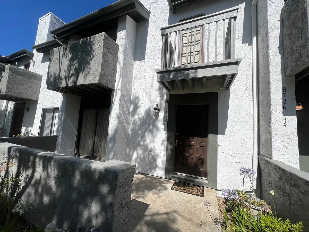 Building Photo - 8726 Villa La Jolla Dr #75