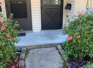 718 Dunbar Ave #7B, Bay Saint Louis, MS 39520