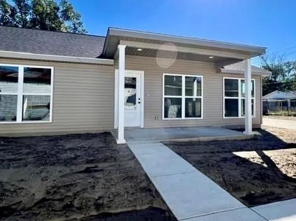256 S Plum St #B, Gramercy, LA 70052