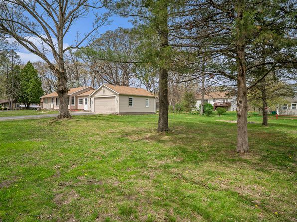 8120 W 126th Ave, Cedar Lake, IN 46303