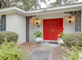 9 Raleigh Dr, Savannah, GA 31406