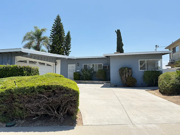 1100 S Isabella Ave — Photo 1