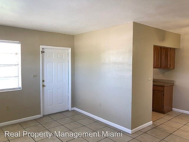 1st image of 14990 NE 5th Ct APT 1