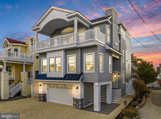 108 E 29th St, Long Beach Township, NJ 08008