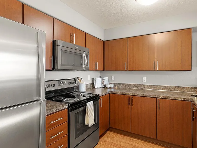 Sunridge Terrace — Photo 12