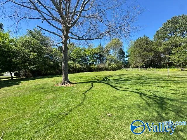 127 Colby Dr — Photo 31