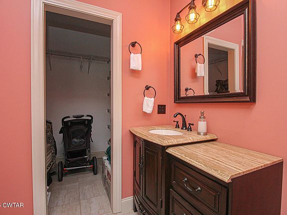 14th image of this home