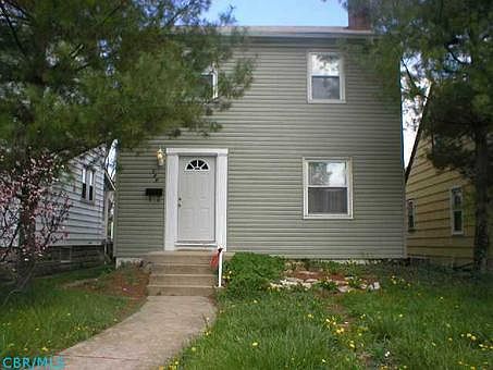 2nd image of 1440 S Champion Ave