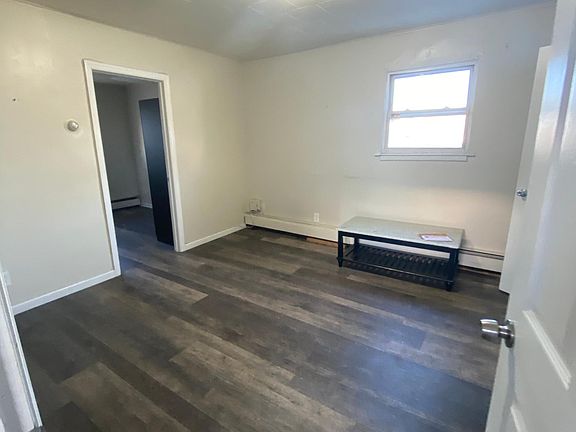 4th image of 2686 Grand Ave Floor 2