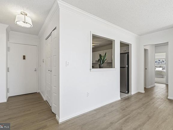 4th image of 205 E Joppa Rd APT 1103