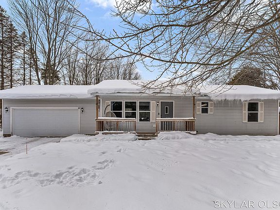 2nd image of 3651 Strand Rd