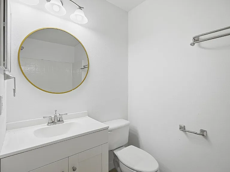 38 Bud Field Dr — Photo 23
