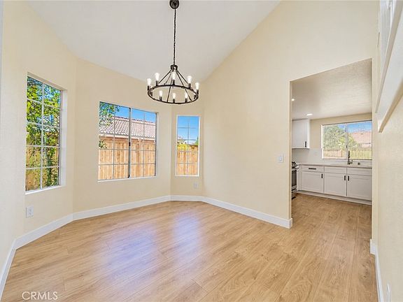 5th image of 13837 Cumin St