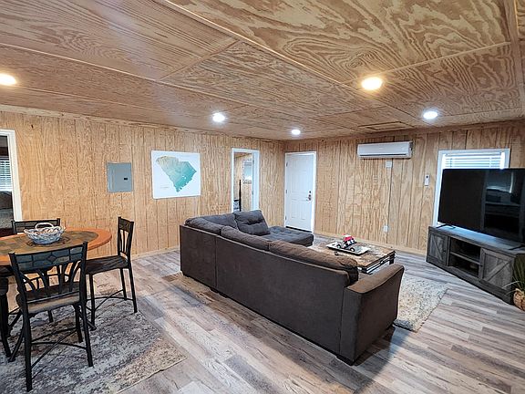 5th image of 13348 Highway 260