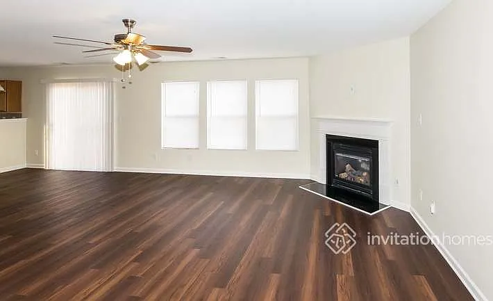 1536 April Knoll Ct — Photo 5