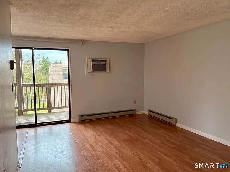 70 Burgundy Hill Ln #70 — Photo 2