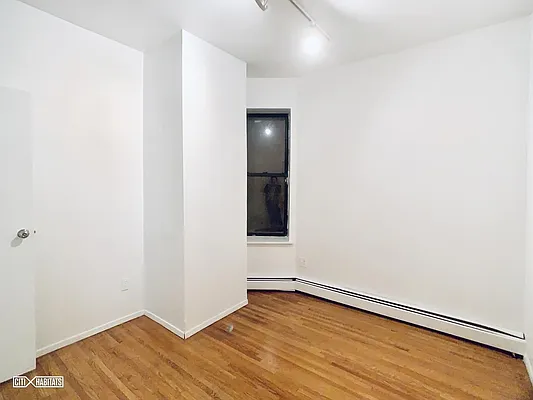 Rented by Citi Habitats | media 59