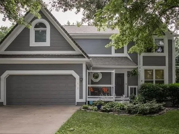 14815 Hemlock St, Overland Park, KS 66223