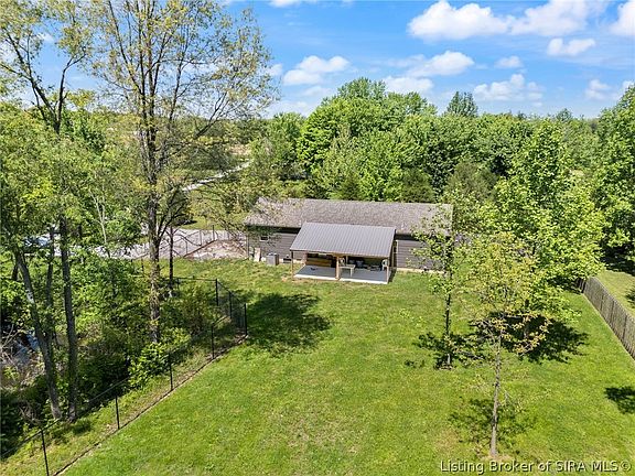 3rd image of 3662 W Mount Zion Road