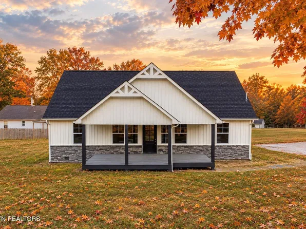 408 Glade Springs Rd, La Follette, TN 37766