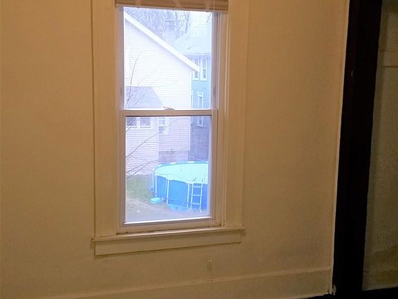 5th image of 665 Crosby St NW #2