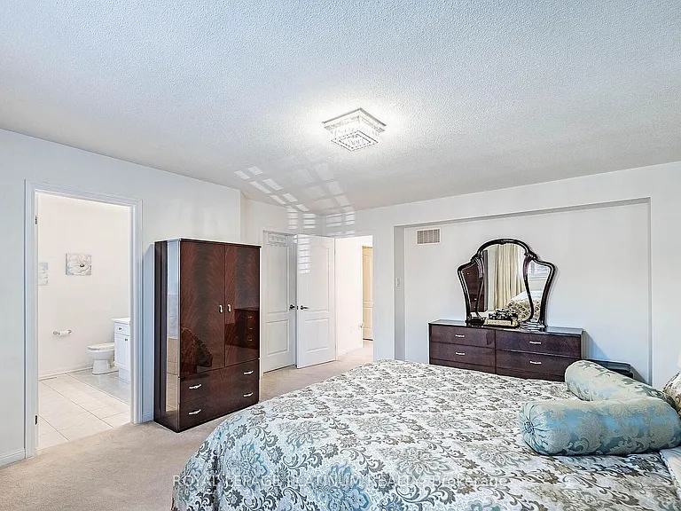 43 Arkwright Dr — Photo 23