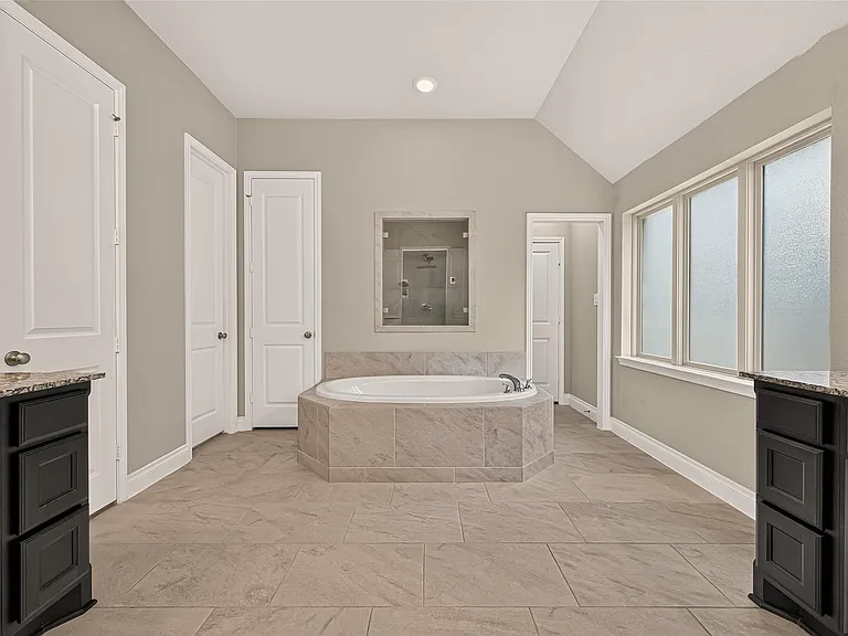 27124 Holtwood Grove Rd — Photo 24