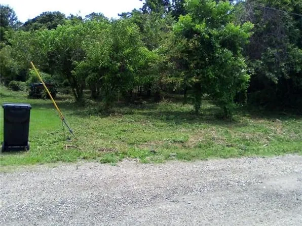 3271 Potomac St, New Orleans, LA 70114