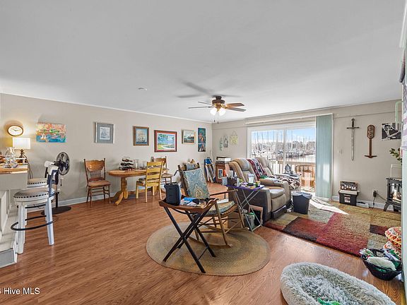 3rd image of 2203 Harbourside Drive