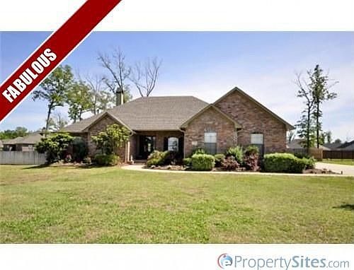1st image of 2028 Honeytree Trail Cir
