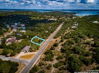 318 Gallagher Dr, Canyon Lake, TX 78133